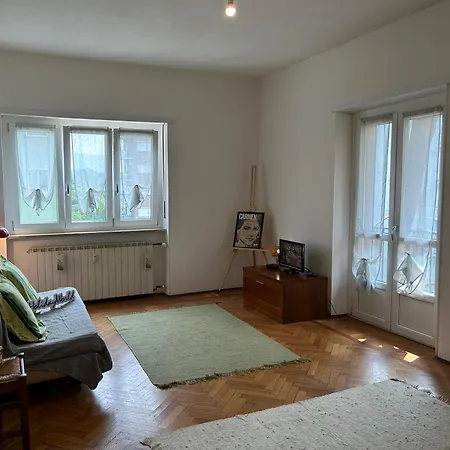 Casa Rosy By World Apartament Ivrea